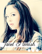 Janel Parrish dans LA Spring Awakening